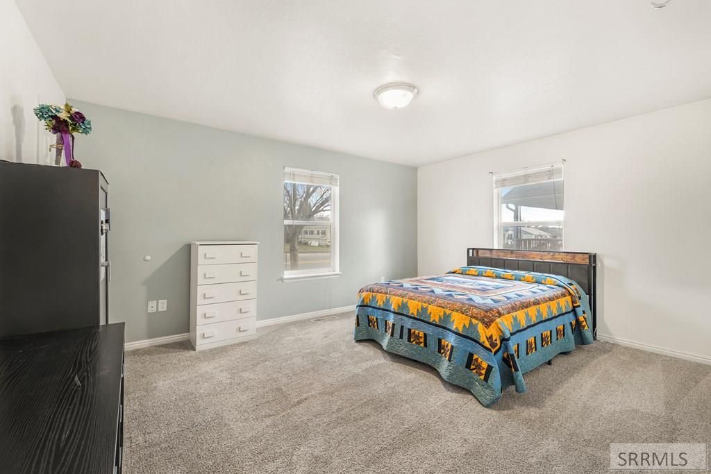 Image 15 of property listing at 855 E Walnut Street, Pocatello, ID 83201