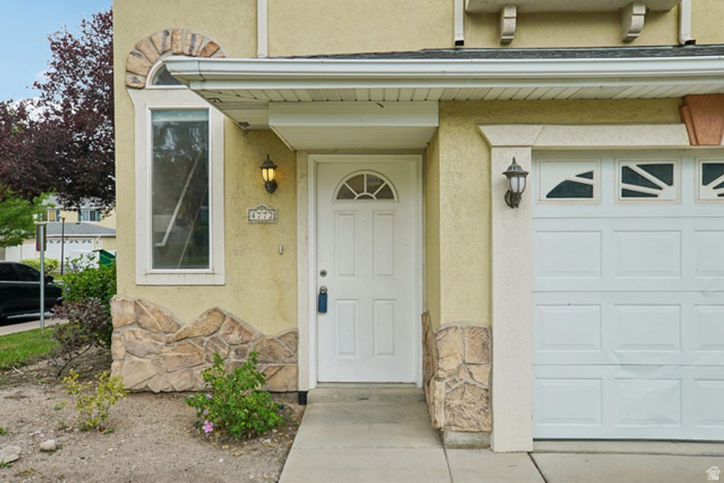 4772 W ARNO CT, West Jordan, UT 84084 — photo 2