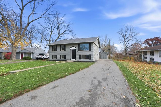 517 Springbrook Road, Fort Wayne, IN 46825