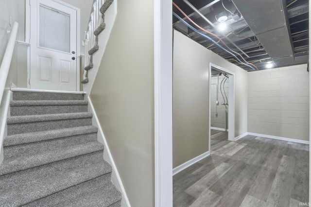 517 Springbrook Road, Fort Wayne, IN 46825