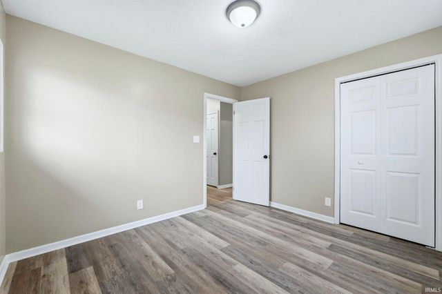 517 Springbrook Road, Fort Wayne, IN 46825