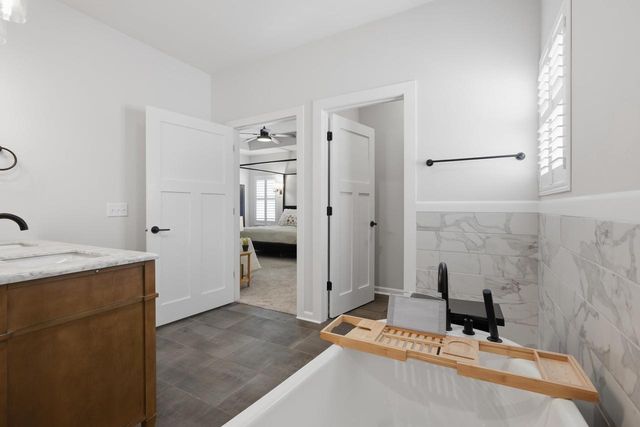 6480 Revere Pass, Deforest, WI 53532