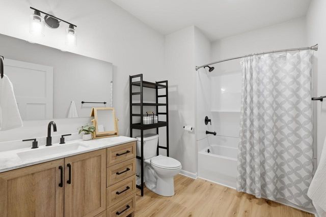 6480 Revere Pass, Deforest, WI 53532