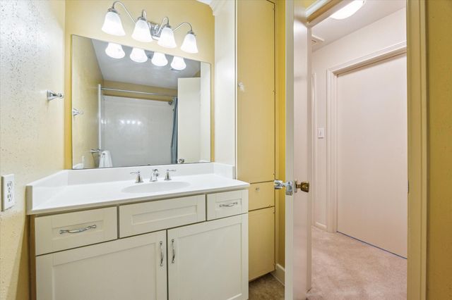 2065 Winrock Boulevard 55, Houston, TX 77057