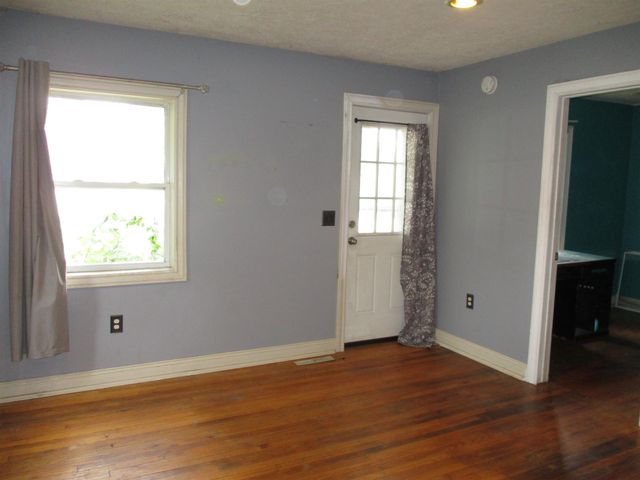 322 E Corunna Avenue, Corunna, MI 48817