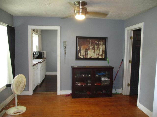 322 E Corunna Avenue, Corunna, MI 48817