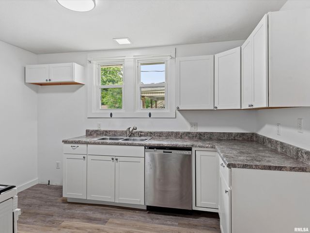 1519 SPRING Street, Springfield, IL 62704