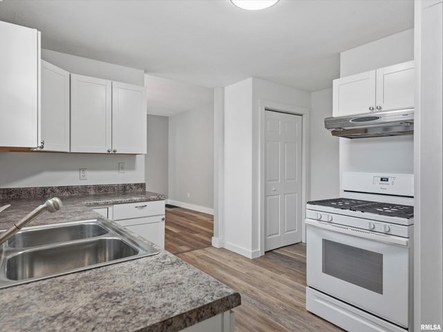 1519 SPRING Street, Springfield, IL 62704