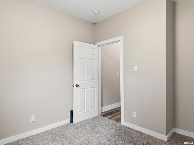 1519 SPRING Street, Springfield, IL 62704