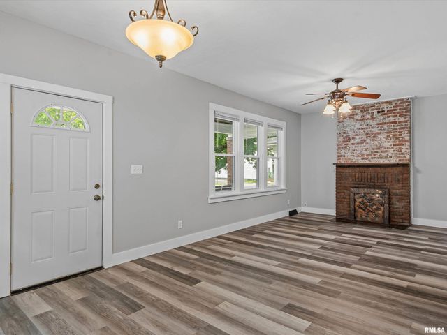 1519 SPRING Street, Springfield, IL 62704