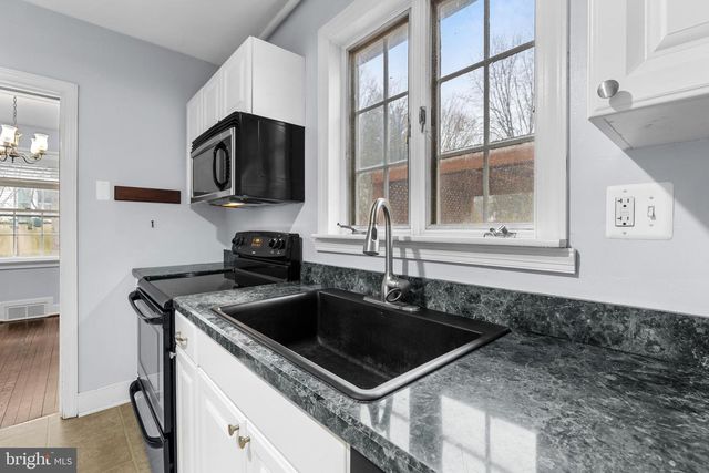 1420 CLEARVIEW AVE, Lancaster, PA 17601