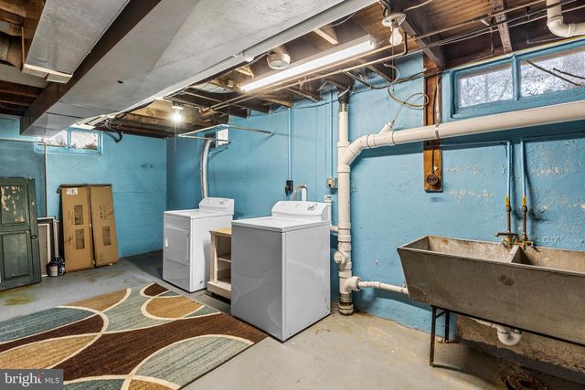 1420 CLEARVIEW AVE, Lancaster, PA 17601