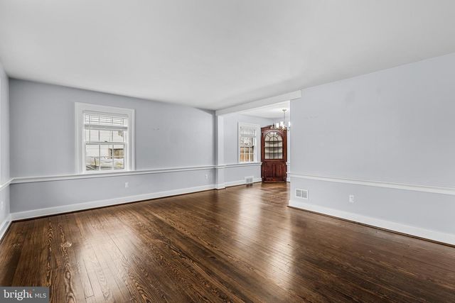 1420 CLEARVIEW AVE, Lancaster, PA 17601