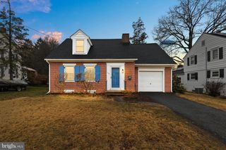 1420 CLEARVIEW AVE, Lancaster, PA 17601