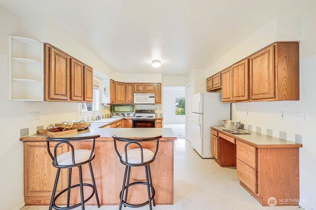 8259 SE O'Farrell Lane, Port Orchard, WA 98366