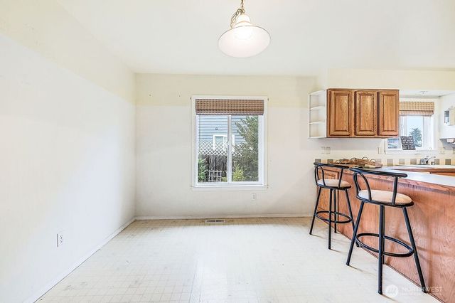 8259 SE O'Farrell Lane, Port Orchard, WA 98366