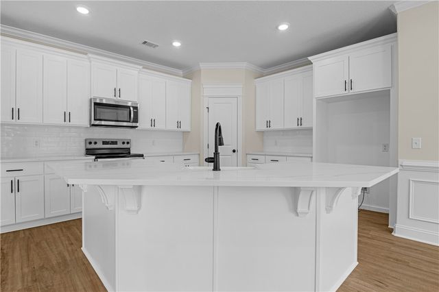 184 Mill Pond Lane SE, Ludowici, GA 31316