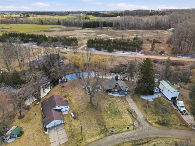 21134 Ceasar Drive, Marion, MI 49665
