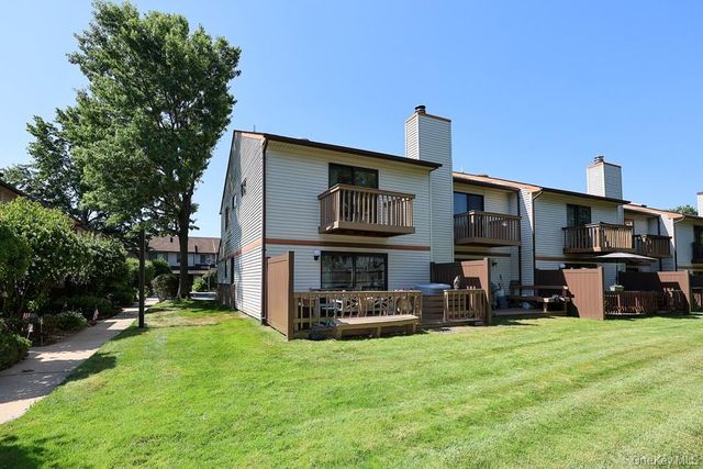 155 Laurel Lane, Wantagh, NY 11793