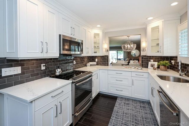 155 Laurel Lane, Wantagh, NY 11793