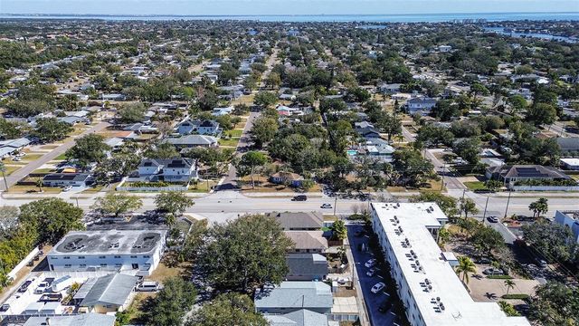 130 42ND AVENUE N, St Petersburg, FL 33703