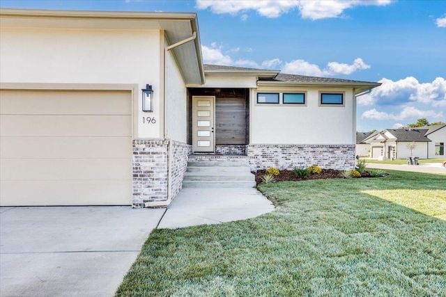 196 S Wellcrest Ct., Wichita, KS 67052