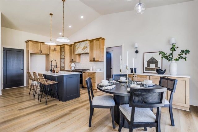 196 S Wellcrest Ct., Wichita, KS 67052