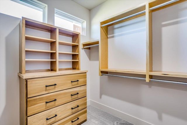 196 S Wellcrest Ct., Wichita, KS 67052