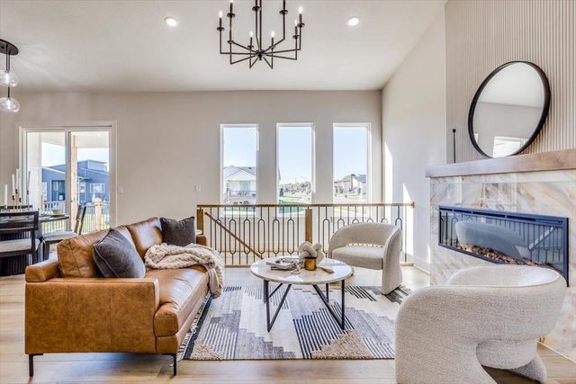 196 S Wellcrest Ct., Wichita, KS 67052