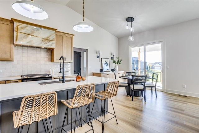 196 S Wellcrest Ct., Wichita, KS 67052