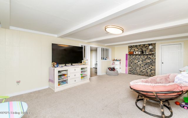 3519 Chenoweth Run Rd, Louisville, KY 40299