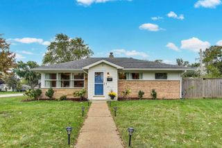 1022 Whitfield Road, Northbrook, IL 60062