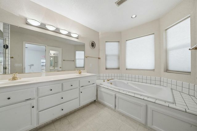 16689 Silver Pine Rd, Pioneer, CA 95666