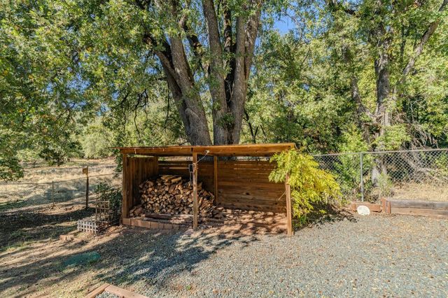 16689 Silver Pine Rd, Pioneer, CA 95666