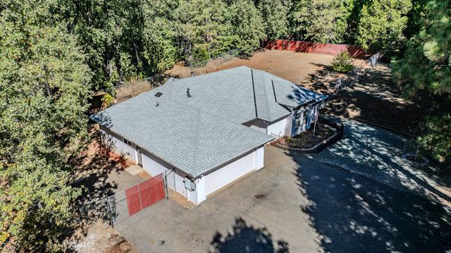 16689 Silver Pine Rd, Pioneer, CA 95666