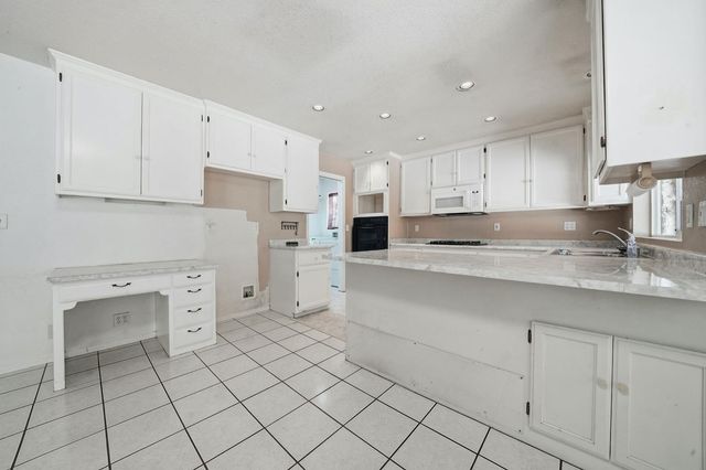 16689 Silver Pine Rd, Pioneer, CA 95666