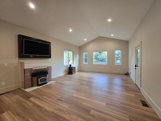 17329 Mcguffie Road, Salinas, CA 93907