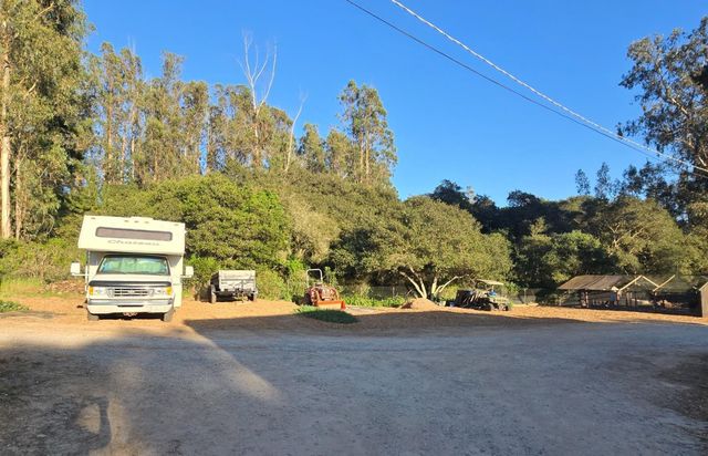 17329 Mcguffie Road, Salinas, CA 93907