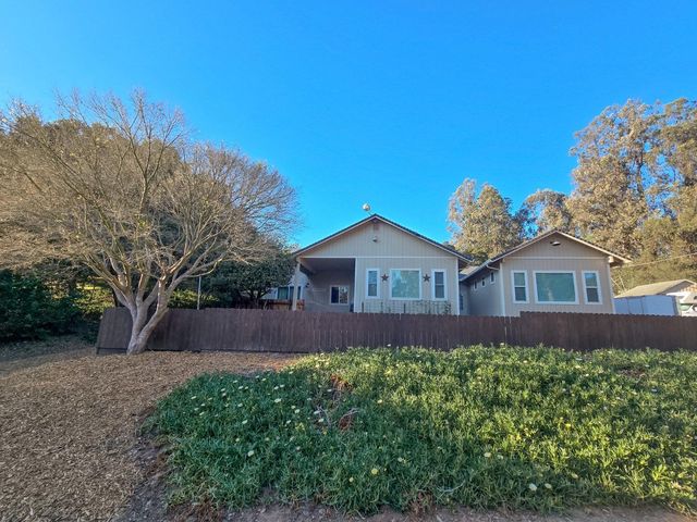 17329 Mcguffie Road, Salinas, CA 93907