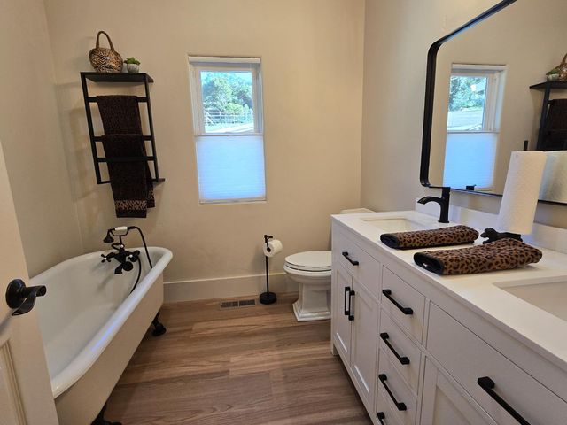17329 Mcguffie Road, Salinas, CA 93907