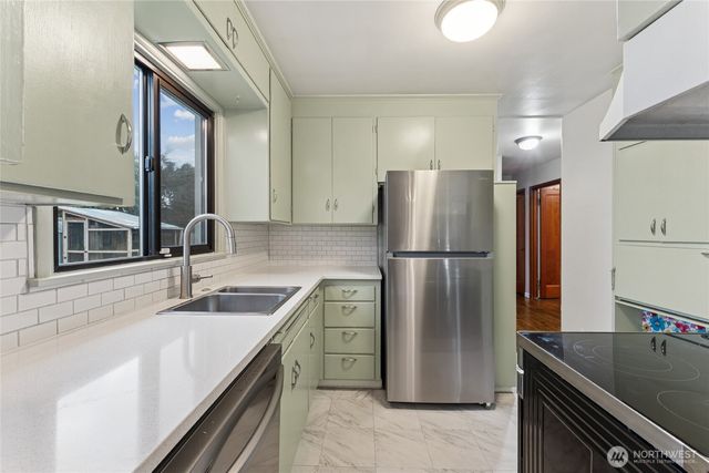 6105 Wildaire Road SW, Lakewood, WA 98499