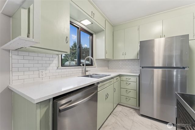 6105 Wildaire Road SW, Lakewood, WA 98499