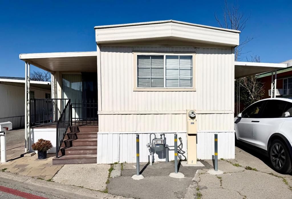 411 Lewis Road, San Jose, CA 95111