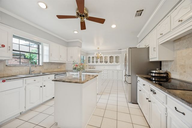 3306 Bluffview Drive, Garland, TX 75043