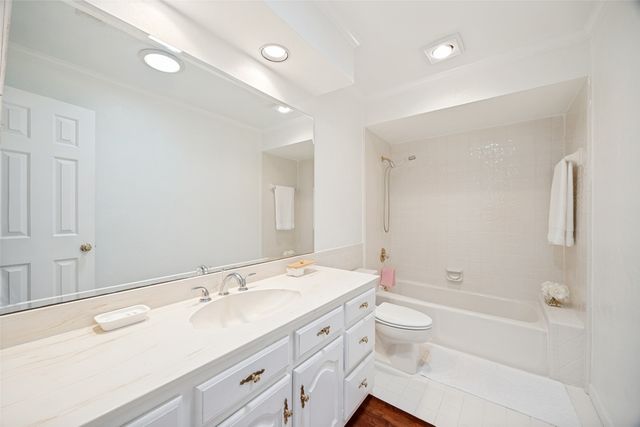 3306 Bluffview Drive, Garland, TX 75043