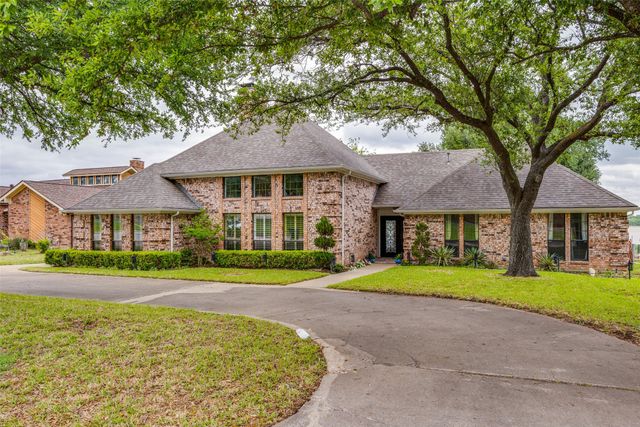 3306 Bluffview Drive, Garland, TX 75043
