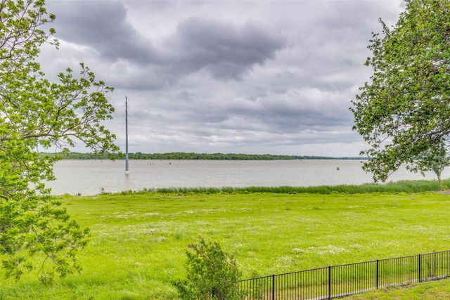 3306 Bluffview Drive, Garland, TX 75043