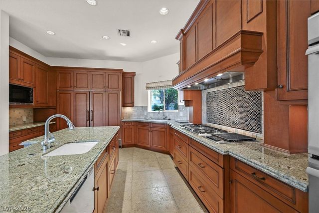 140 Augusta Street, Henderson, NV 89074