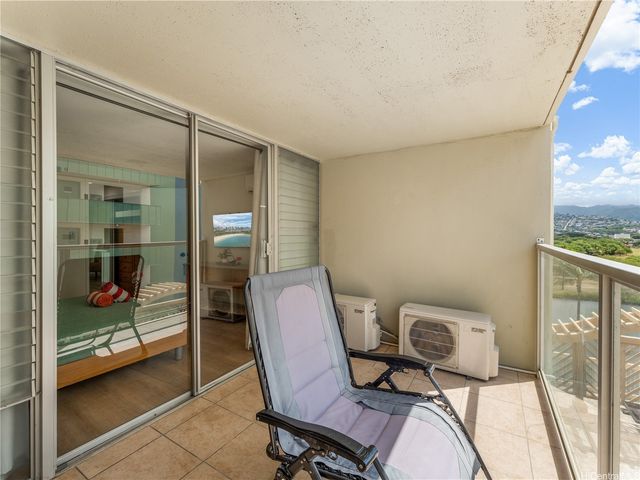 445 Seaside Avenue 701, Honolulu, HI 96815