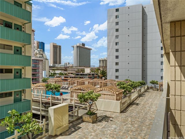 445 Seaside Avenue 701, Honolulu, HI 96815